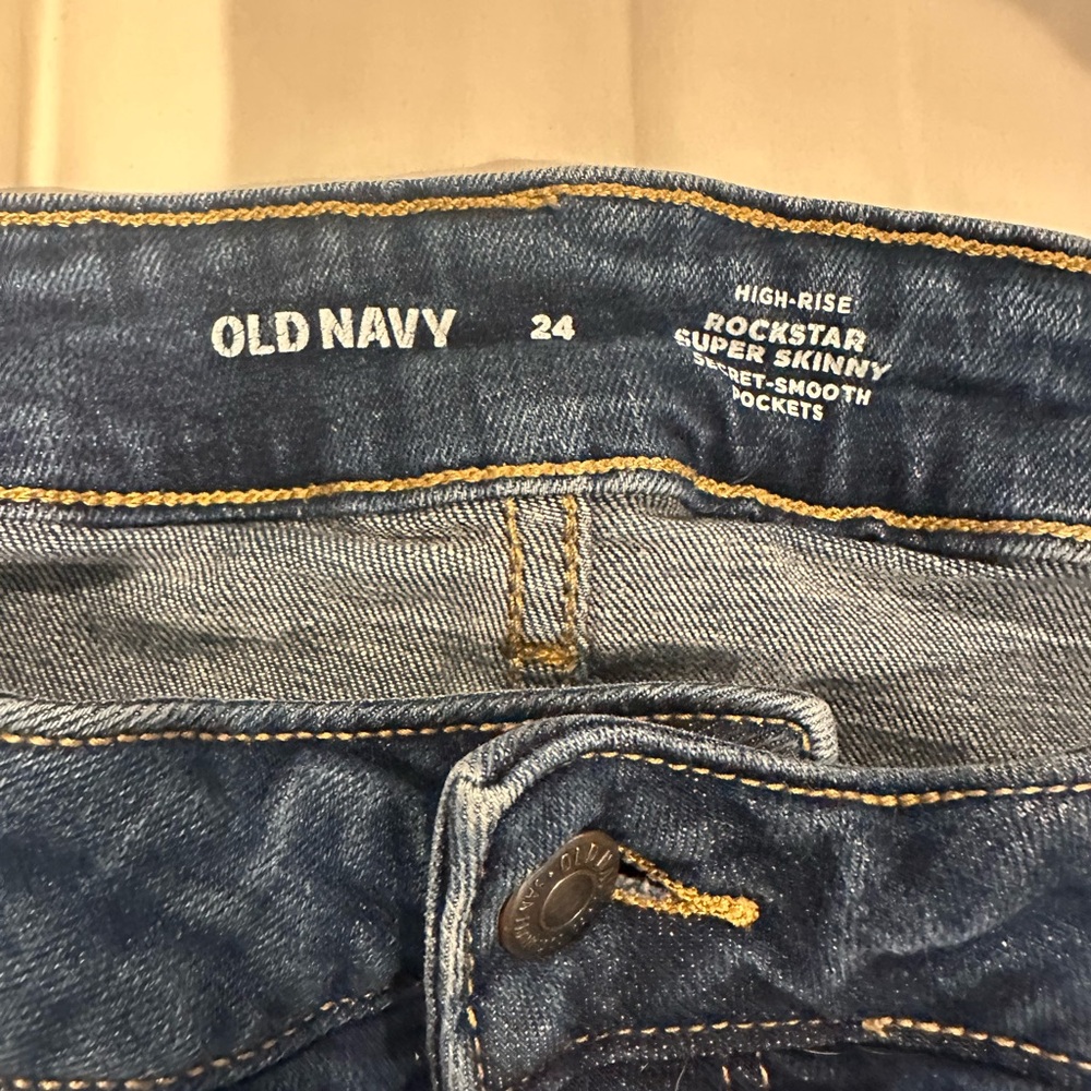 Old Navy High-Waisted Rockstar Super Skinny Jeans Size 24 Regular, Dark …